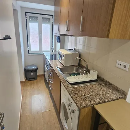 Prime Rato - Casa De - By Grupo Alojamentos Penzion Lisboa